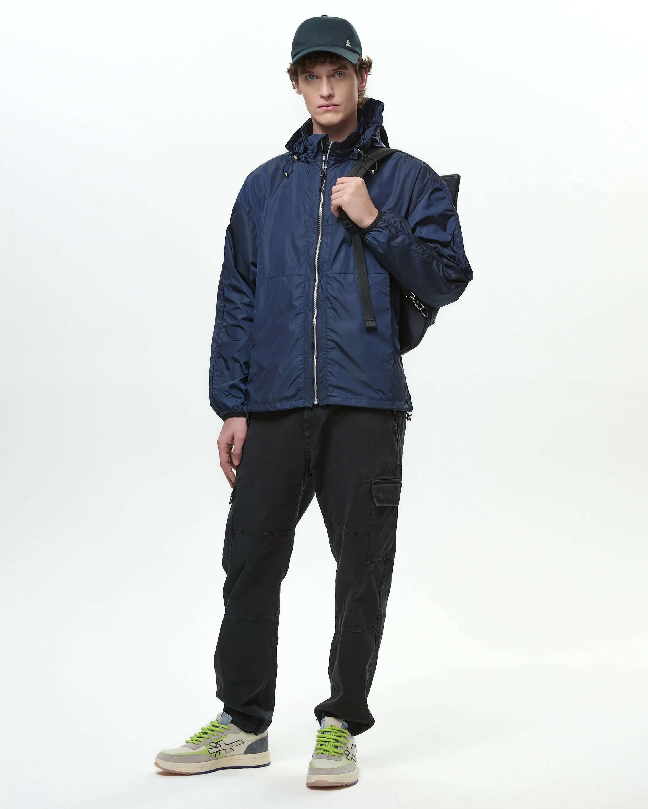 Lightweight nylon jacket - Image 8