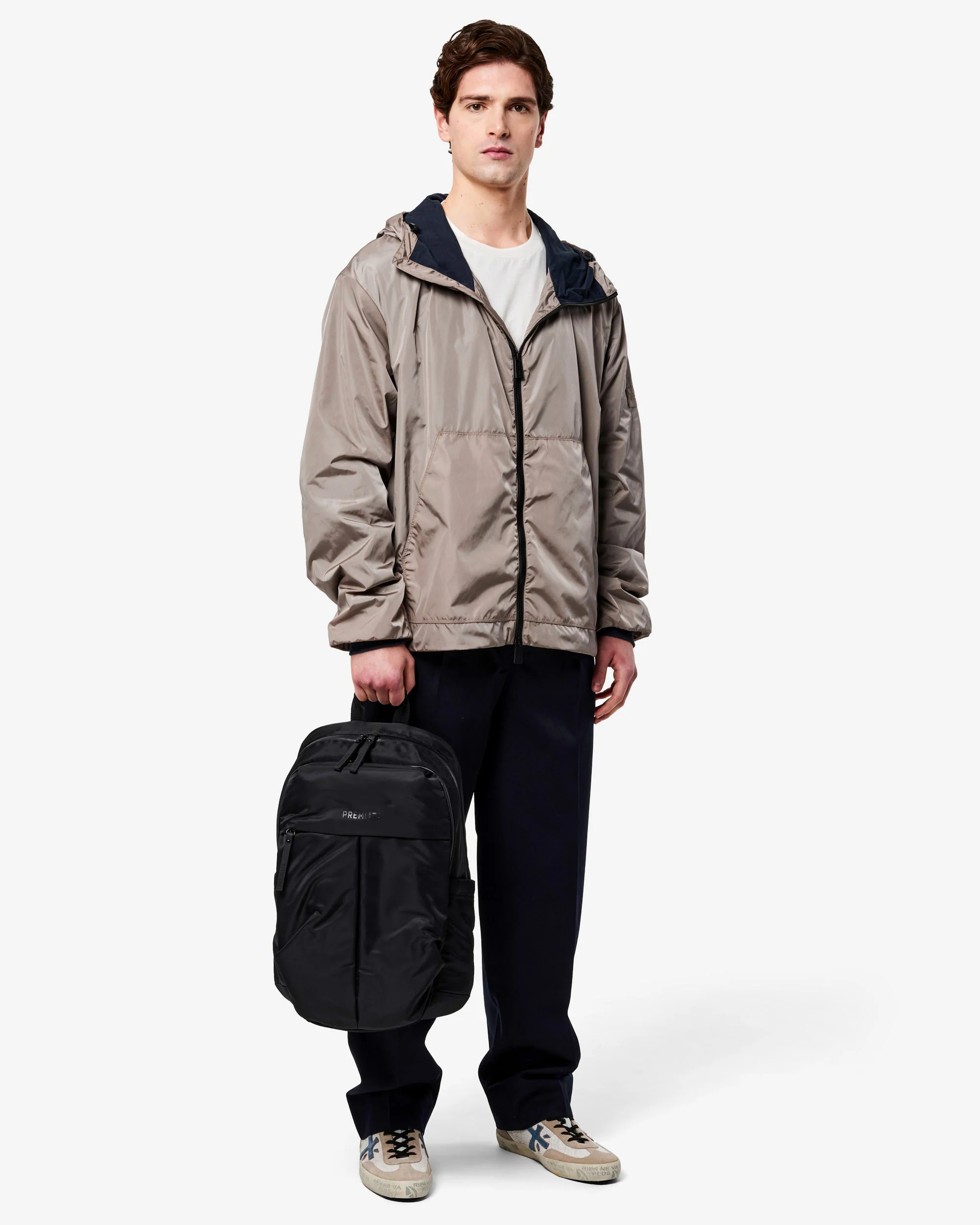 Lightweight nylon hooded jacket - Image 6