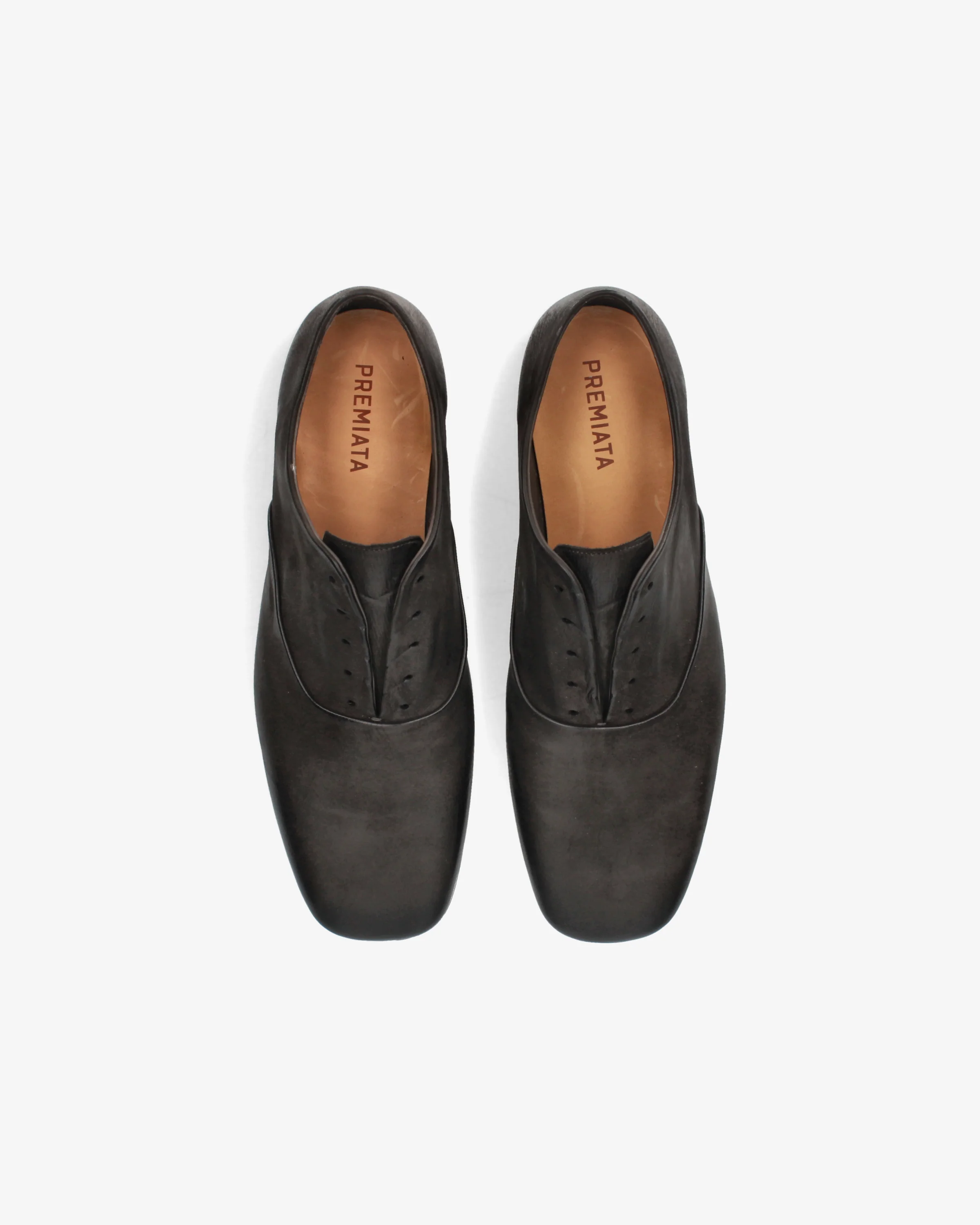 Oxford in distressed leather - Image 6