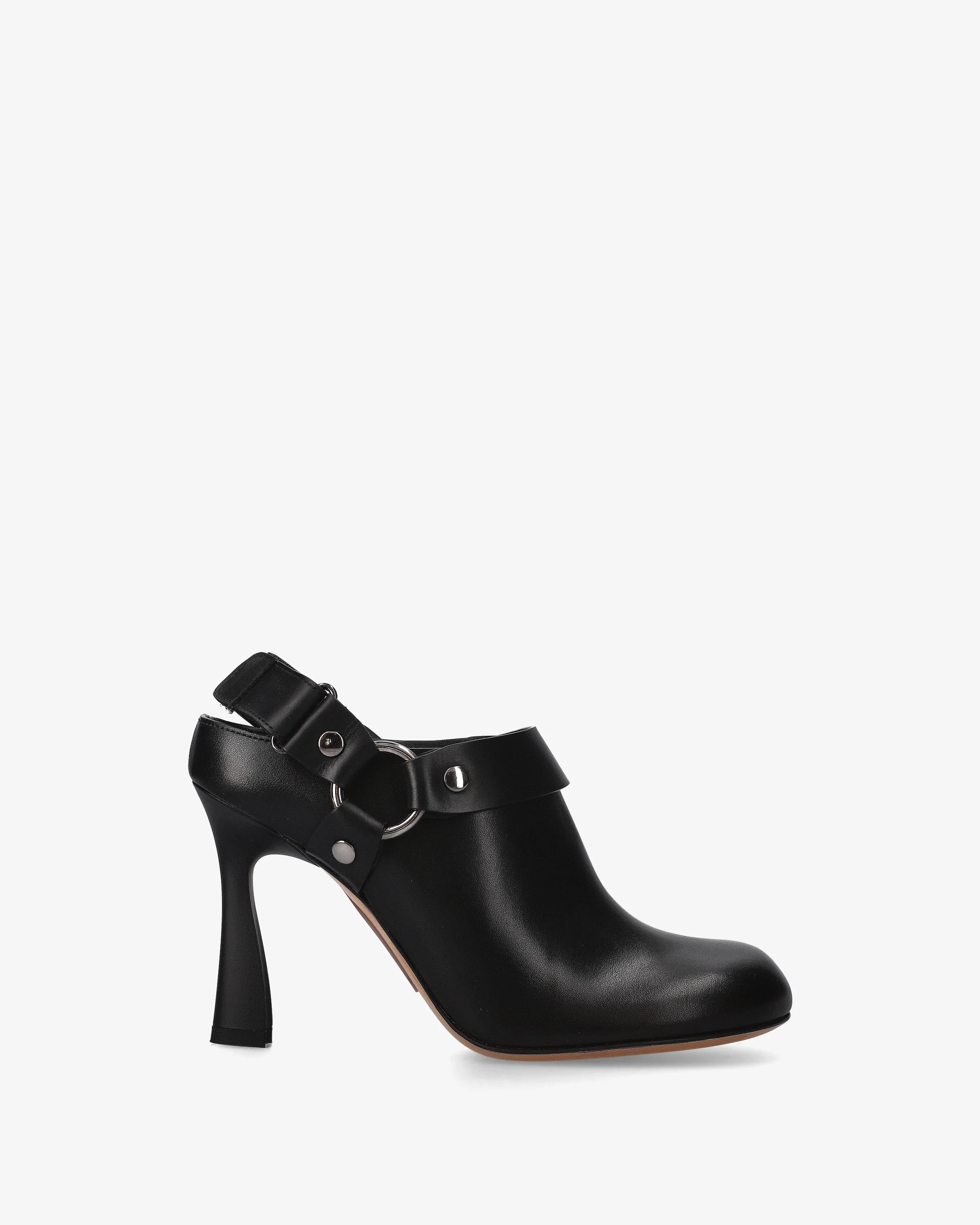 Sales FW25